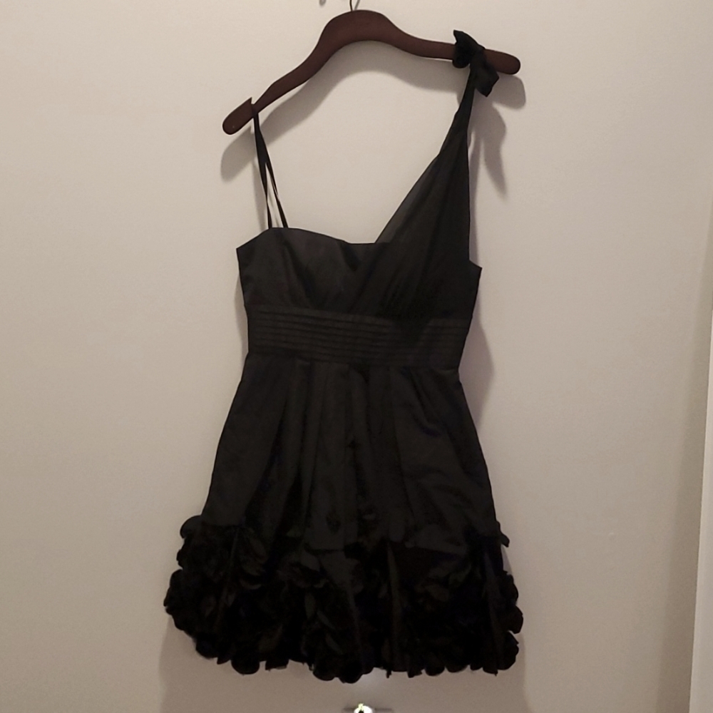 Bcbg MAXAZRIA Size 2 Black Cocktail Dress